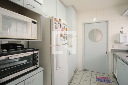Apartamento à venda com 180m², 4 quartos e 2 vagasCozinha