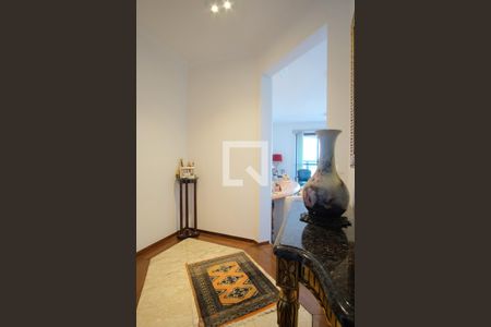 Apartamento à venda com 180m², 4 quartos e 2 vagasHall de entrada