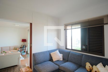 Apartamento à venda com 180m², 4 quartos e 2 vagasSala de TV