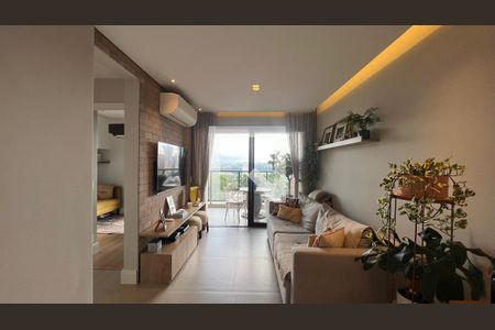 Sala de apartamento à venda com 2 quartos, 60m² em Vila Madalena, São Paulo