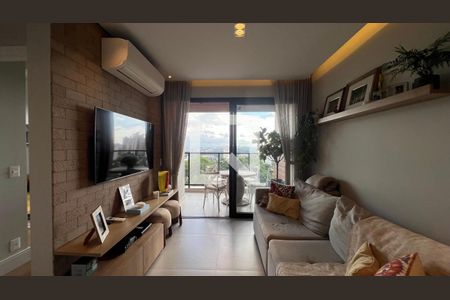 Sala de apartamento à venda com 2 quartos, 60m² em Vila Madalena, São Paulo