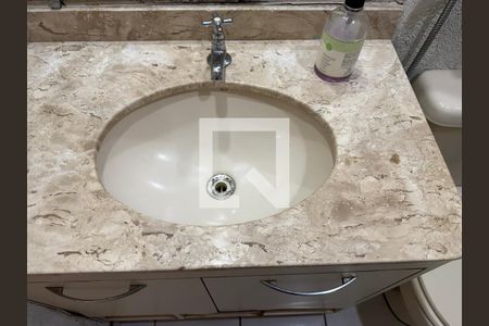 Apartamento à venda com 82m², 3 quartos e 1 vaga Apartamento à venda com 82m², 3 quartos e 1 vagaBanheiro Social