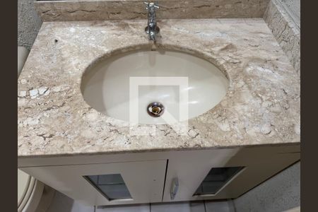 Apartamento à venda com 82m², 3 quartos e 1 vaga Apartamento à venda com 82m², 3 quartos e 1 vagaSuíte - Banheiro