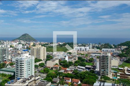 Apartamento à venda com 82m², 3 quartos e 1 vaga Apartamento à venda com 82m², 3 quartos e 1 vagaÁrea comum