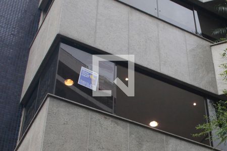 Apartamento à venda com 163m², 3 quartos e 2 vagasPlaquinha