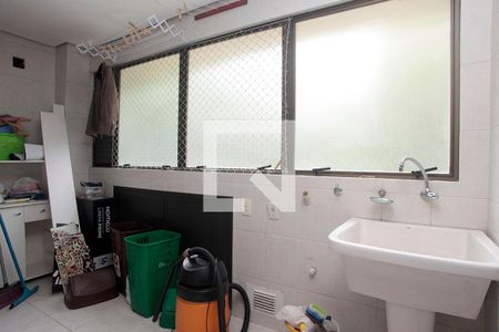 Apartamento à venda com 163m², 3 quartos e 2 vagasÁrea de Serviço + Despensa