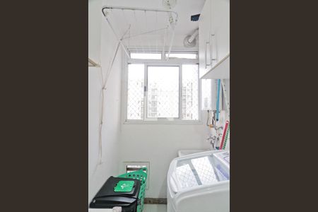 Apartamento para alugar com 46m², 2 quartos e 1 vaga Apartamento para alugar com 46m², 2 quartos e 1 vagaÁrea de Serviço