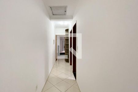 Casa à venda com 230m², 4 quartos e 6 vagas Casa à venda com 230m², 4 quartos e 6 vagasAcesso - Quartos