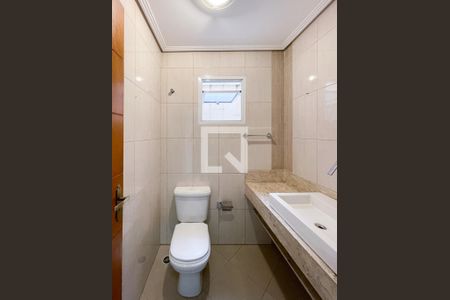 Casa à venda com 230m², 4 quartos e 6 vagas Casa à venda com 230m², 4 quartos e 6 vagasLavabo