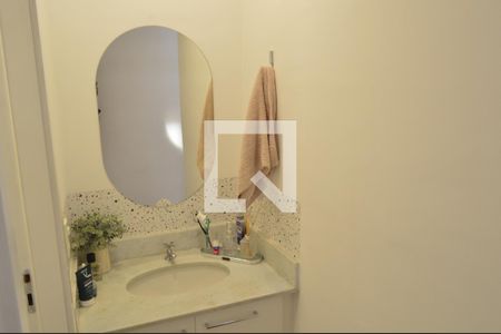 Apartamento à venda com 51m², 2 quartos e 1 vaga Apartamento à venda com 51m², 2 quartos e 1 vagaBanheiro