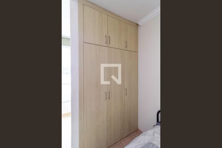 Apartamento à venda com 85m², 3 quartos e 2 vagasQuarto 2