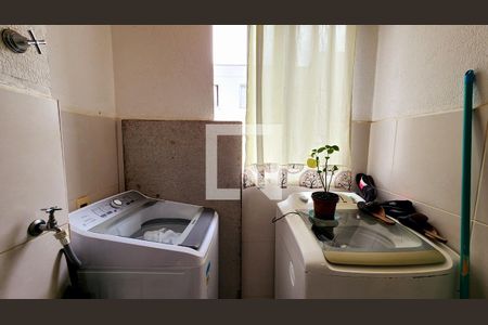 Apartamento à venda com 45m², 2 quartos e 1 vagaCozinha e Área de Serviço
