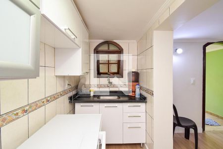 Casa à venda com 230m², 4 quartos e 2 vagas