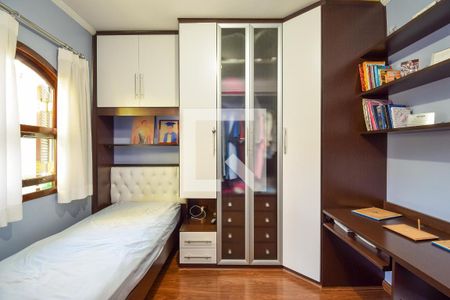 Casa à venda com 230m², 4 quartos e 2 vagas