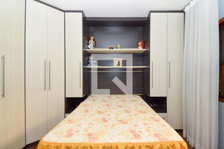 Casa à venda com 230m², 4 quartos e 2 vagas