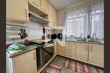 Casa de condomínio à venda com 340m², 5 quartos e 5 vagas Casa de condomínio à venda com 340m², 5 quartos e 5 vagasCozinha