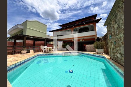 Casa de condomínio à venda com 340m², 5 quartos e 5 vagas Casa de condomínio à venda com 340m², 5 quartos e 5 vagasÁrea gourmet