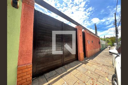 Casa de condomínio à venda com 340m², 5 quartos e 5 vagas Casa de condomínio à venda com 340m², 5 quartos e 5 vagasFachada da casa