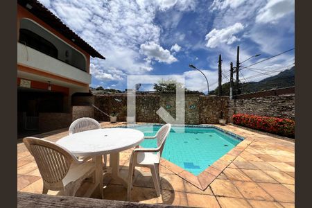 Casa de condomínio à venda com 340m², 5 quartos e 5 vagas Casa de condomínio à venda com 340m², 5 quartos e 5 vagasÁrea gourmet