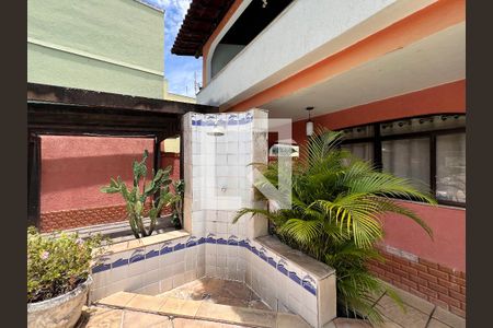 Casa de condomínio à venda com 340m², 5 quartos e 5 vagas Casa de condomínio à venda com 340m², 5 quartos e 5 vagasÁrea gourmet