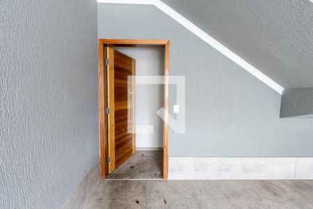 Casa à venda com 250m², 3 quartos e 3 vagas Casa à venda com 250m², 3 quartos e 3 vagasCorredor