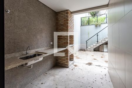 Casa à venda com 250m², 3 quartos e 3 vagas Casa à venda com 250m², 3 quartos e 3 vagasÁrea Gourmet