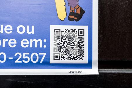 Casa à venda com 250m², 3 quartos e 3 vagas Casa à venda com 250m², 3 quartos e 3 vagasPlaca