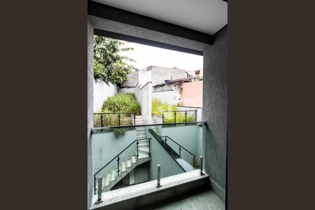 Casa à venda com 250m², 3 quartos e 3 vagas Casa à venda com 250m², 3 quartos e 3 vagasVaranda - Quarto 3