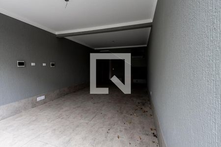 Casa à venda com 250m², 3 quartos e 3 vagas Casa à venda com 250m², 3 quartos e 3 vagasGaragem