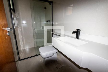 Casa à venda com 250m², 3 quartos e 3 vagas Casa à venda com 250m², 3 quartos e 3 vagasBanheiro - Quarto 2