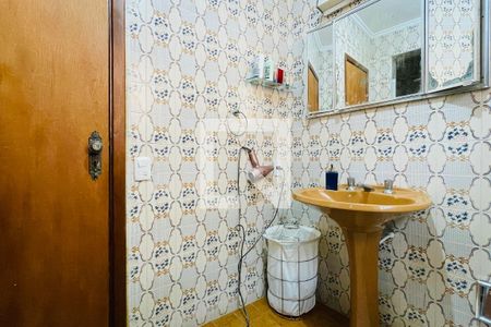 Casa à venda com 270m², 3 quartos e 4 vagas Casa à venda com 270m², 3 quartos e 4 vagasBanheiro 1