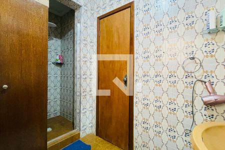 Casa à venda com 270m², 3 quartos e 4 vagas Casa à venda com 270m², 3 quartos e 4 vagasBanheiro 1