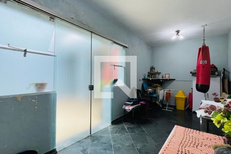 Casa à venda com 270m², 3 quartos e 4 vagas Casa à venda com 270m², 3 quartos e 4 vagasÁrea de Serviço