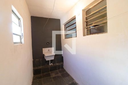 Casa para alugar com 70m², 2 quartos e 1 vaga Casa para alugar com 70m², 2 quartos e 1 vagaÁrea de Serviço