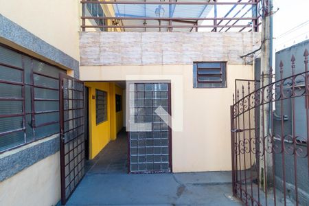 Casa para alugar com 70m², 2 quartos e 1 vaga Casa para alugar com 70m², 2 quartos e 1 vagaQuintal