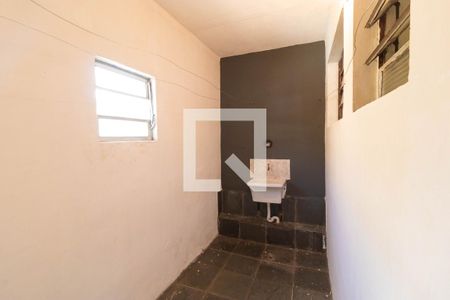 Casa para alugar com 70m², 2 quartos e 1 vaga Casa para alugar com 70m², 2 quartos e 1 vagaÁrea de Serviço