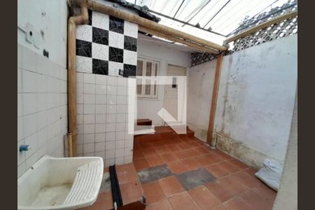 Casa à venda com 70m², 2 quartos e 1 vaga