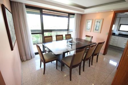 Apartamento à venda com 3 quartos, 143m² em Campo Belo, São Paulo