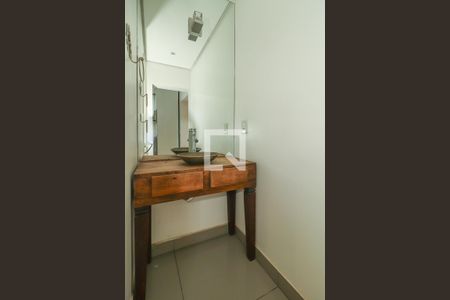 Apartamento para alugar com 95m², 2 quartos e 1 vaga Apartamento para alugar com 95m², 2 quartos e 1 vagaBanheiro