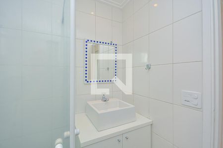 Apartamento à venda com 73m², 3 quartos e 2 vagas Apartamento à venda com 73m², 3 quartos e 2 vagasBanheiro da Suíte