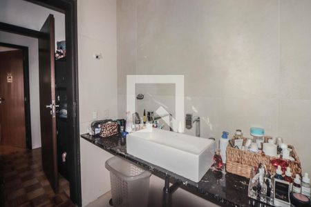 Apartamento à venda com 166m², 3 quartos e 2 vagasBanheiro da Suíte