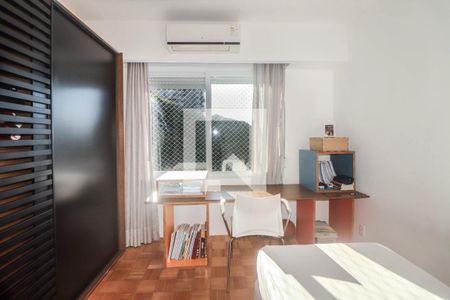 Apartamento à venda com 166m², 3 quartos e 2 vagasSuíte 2