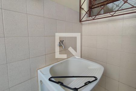 Casa à venda com 264m², 5 quartos e 4 vagas Casa à venda com 264m², 5 quartos e 4 vagasÁrea de Serviço