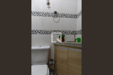 Casa à venda com 300m², 4 quartos e 2 vagas Casa à venda com 300m², 4 quartos e 2 vagasBanheiro da Suíte 2