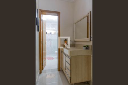 Casa à venda com 300m², 4 quartos e 2 vagas Casa à venda com 300m², 4 quartos e 2 vagasLavabo