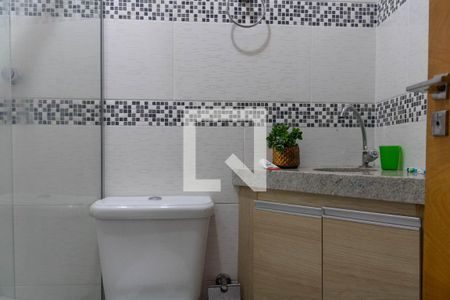 Casa à venda com 300m², 4 quartos e 2 vagas Casa à venda com 300m², 4 quartos e 2 vagasBanheiro da Suíte 2