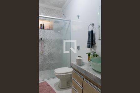 Casa à venda com 300m², 4 quartos e 2 vagas Casa à venda com 300m², 4 quartos e 2 vagasBanheiro Social