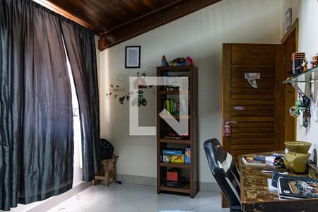 Casa à venda com 300m², 4 quartos e 2 vagas Casa à venda com 300m², 4 quartos e 2 vagasQuarto 1