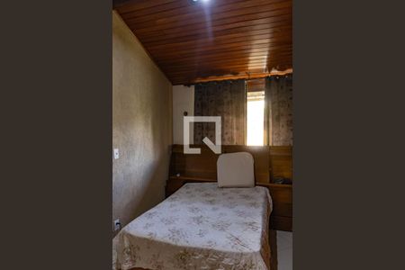 Casa à venda com 300m², 4 quartos e 2 vagas Casa à venda com 300m², 4 quartos e 2 vagasSuíte 2