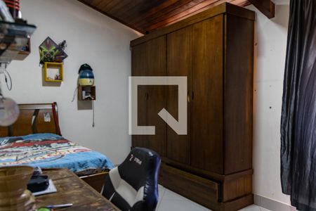 Casa à venda com 300m², 4 quartos e 2 vagas Casa à venda com 300m², 4 quartos e 2 vagasQuarto 1